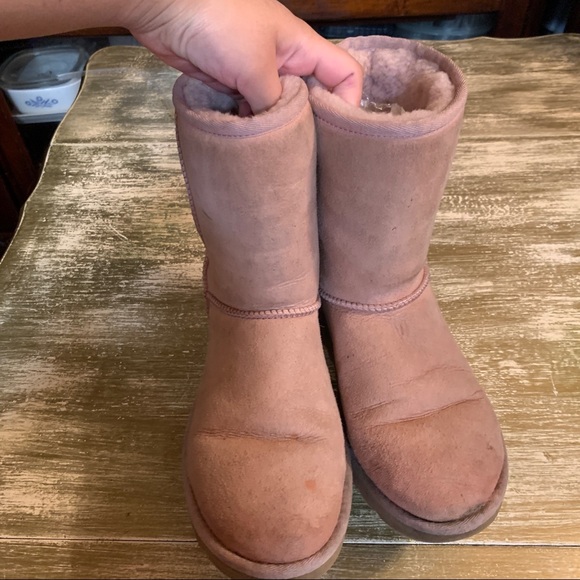 UGG PINK nude UGGS Size 7 - Picture 1 of 9